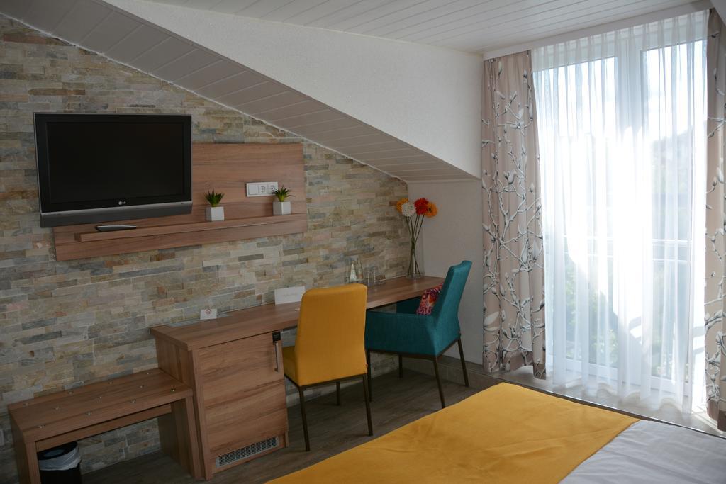 Alpina Hotel Rosenheim Exteriér fotografie